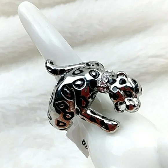 Jaguar Cat Ring Stainless Steel Hypoallergenic Women's Statement Ring - Picture 8 of 9